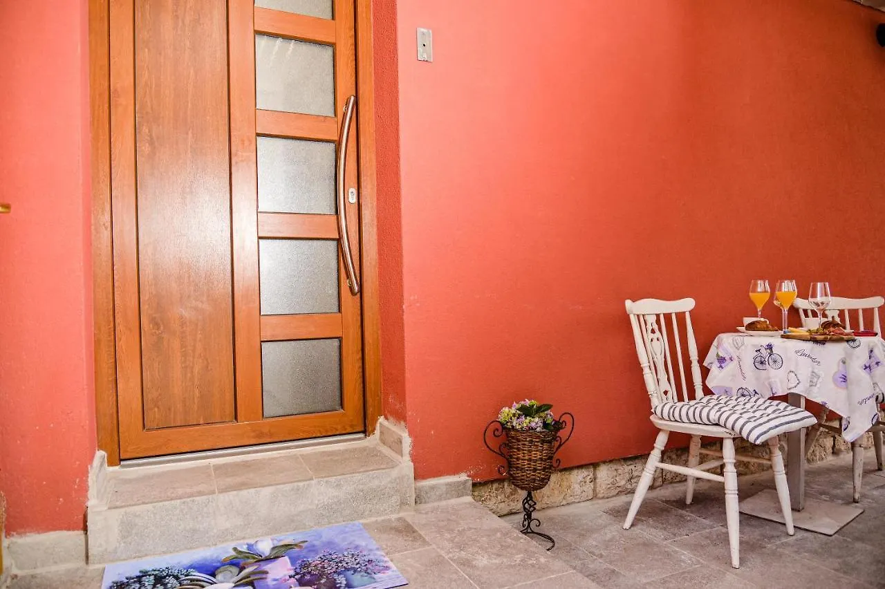 Apartman David,Stan S Vrtom Apartment Rijeka